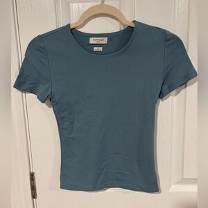 Aritzia Contour Crewneck Top Size Small